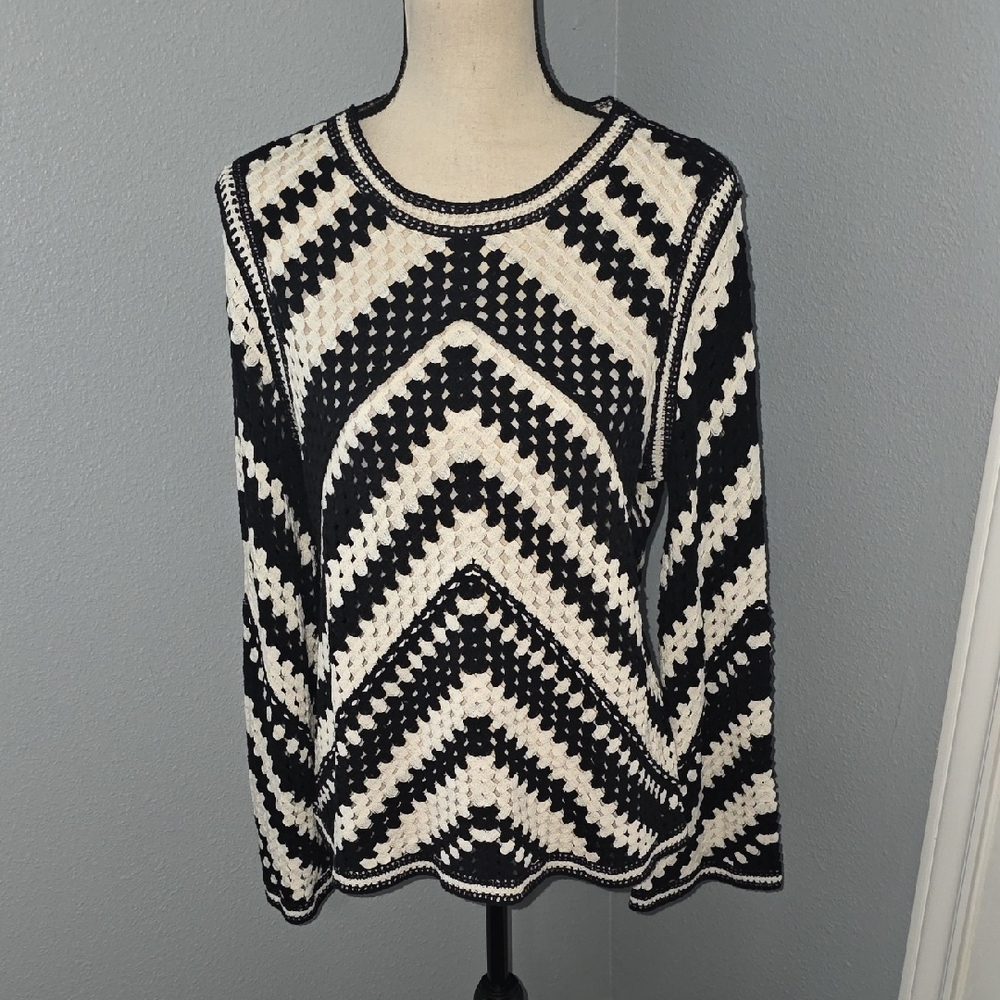 Black & Cream Chevron Crochet Crewneck Sweater - Women - Picture 3 of 8